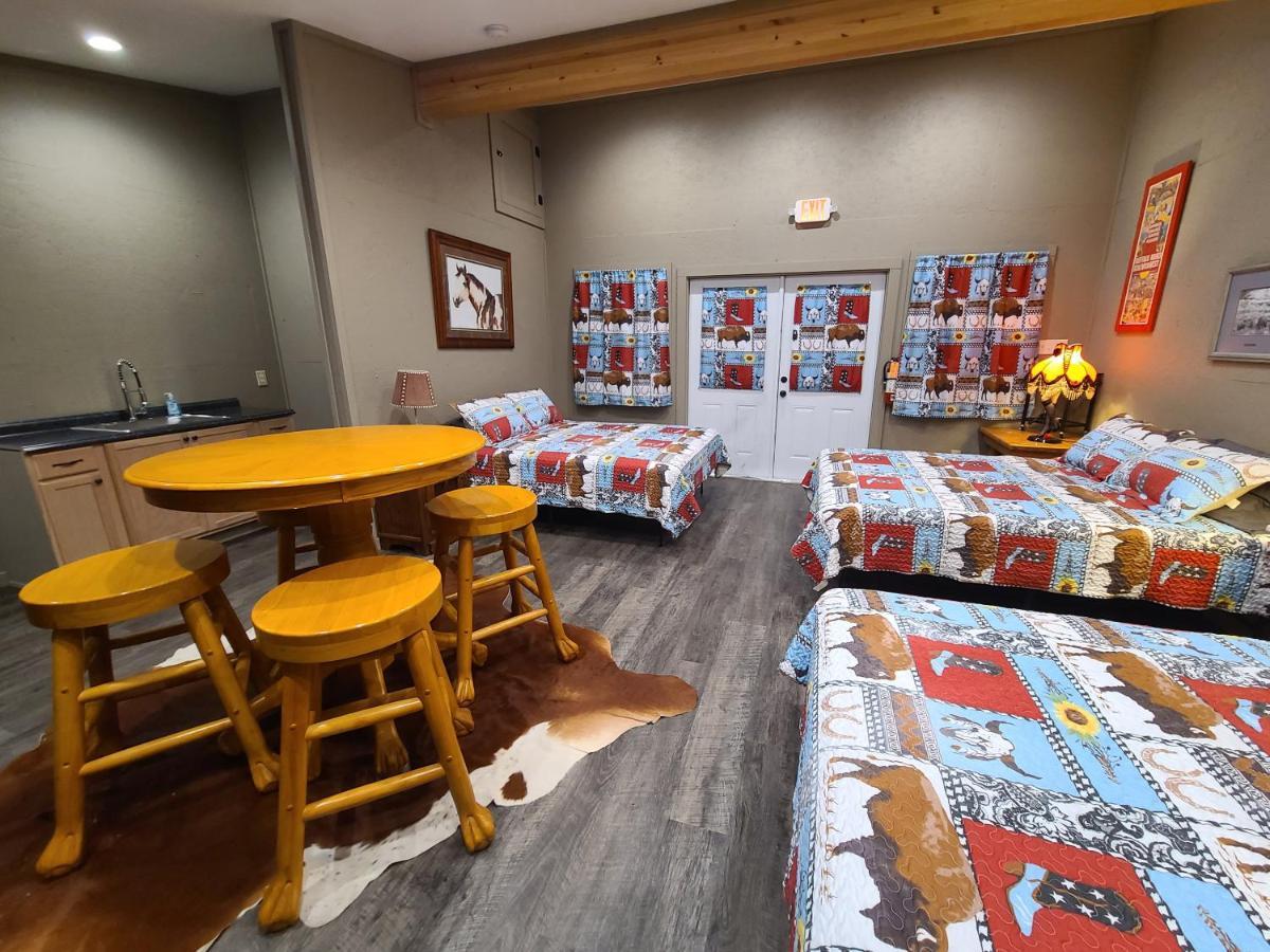 Buffalo Girls Hotel แคนตัน ภายนอก รูปภาพ